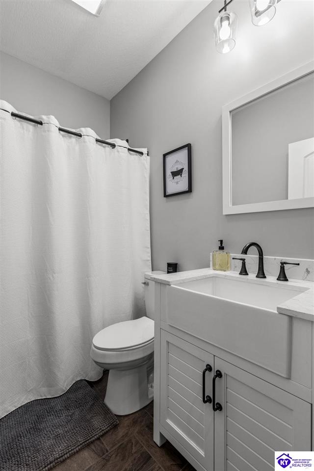 611 Lakeshore Parkway Property Photo 46