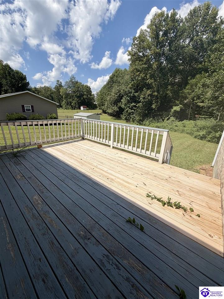 227 Collins Drive Property Photo 31