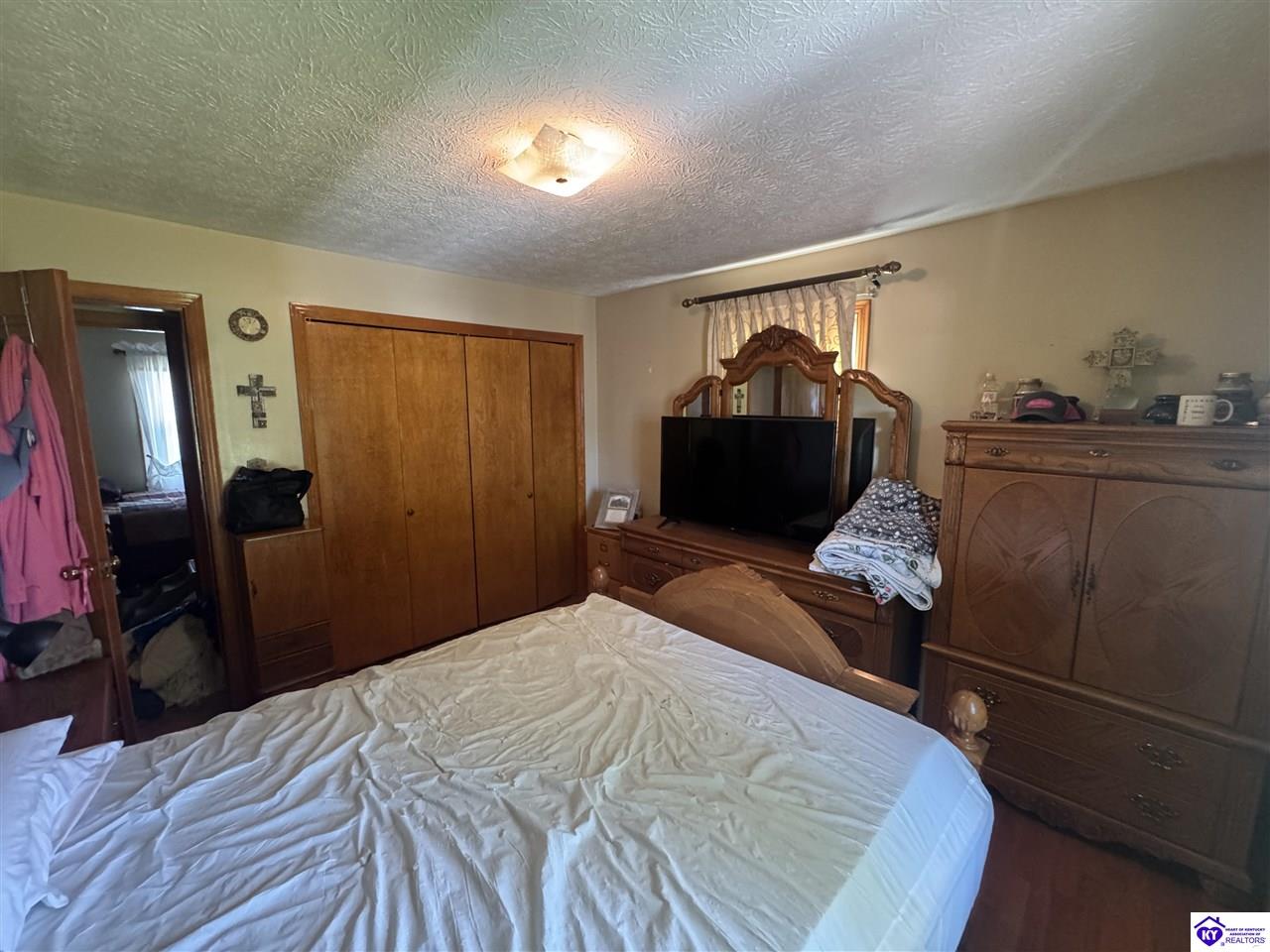 324 E Old Highway 60 Property Photo 21