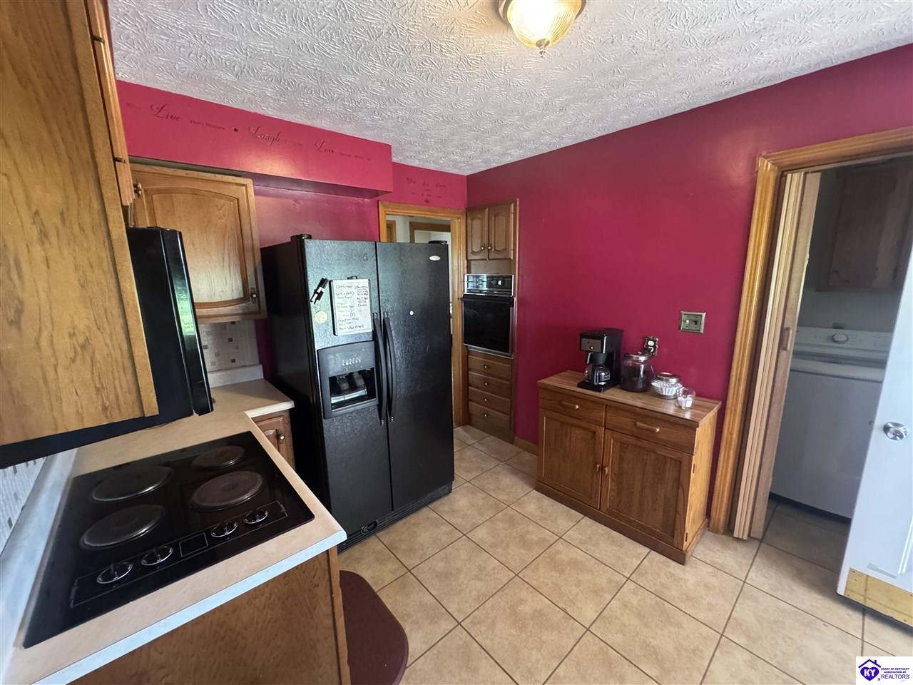 324 E Old Highway 60 Property Photo 24