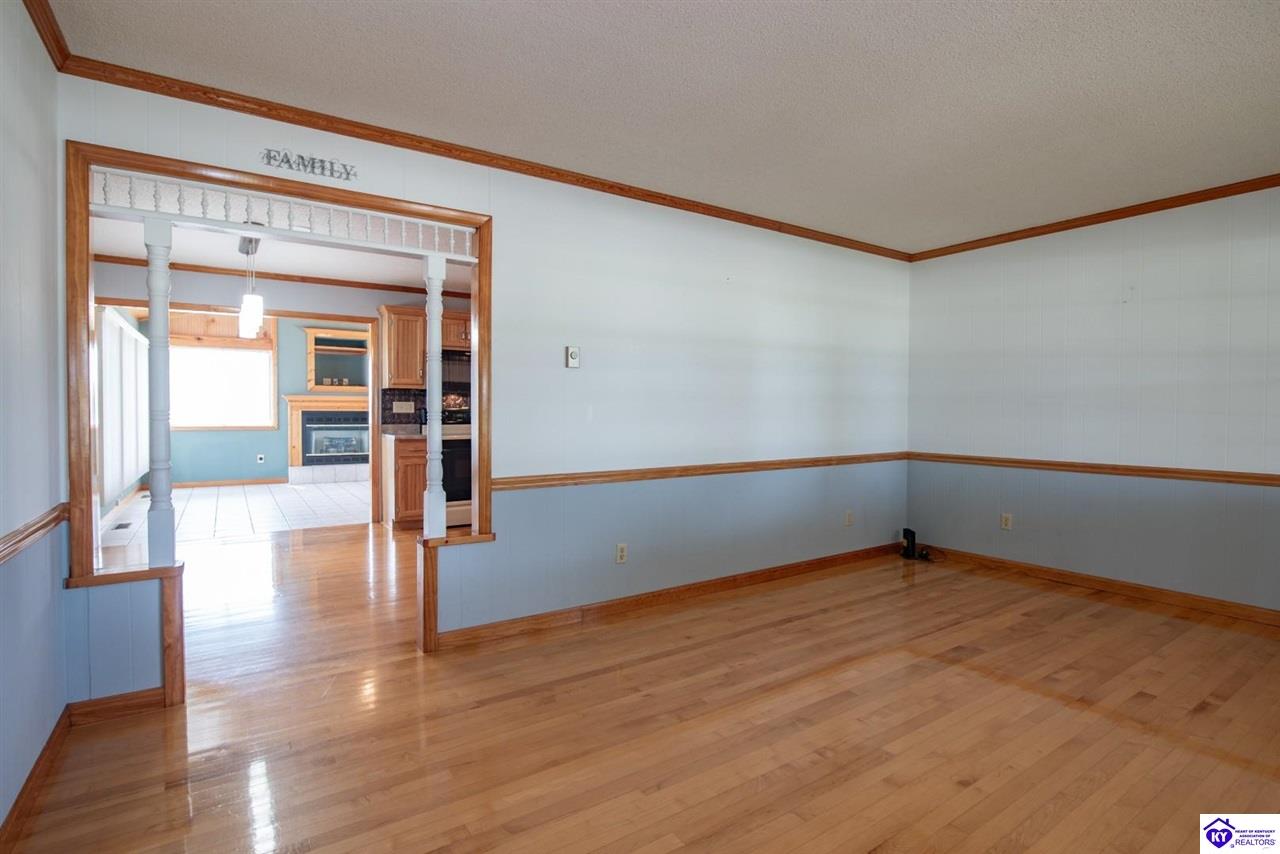 4433 St Paul Road Property Photo 32