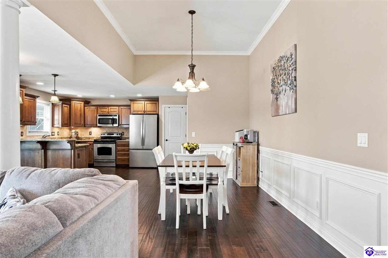 116 Affirmed Court Property Photo 13