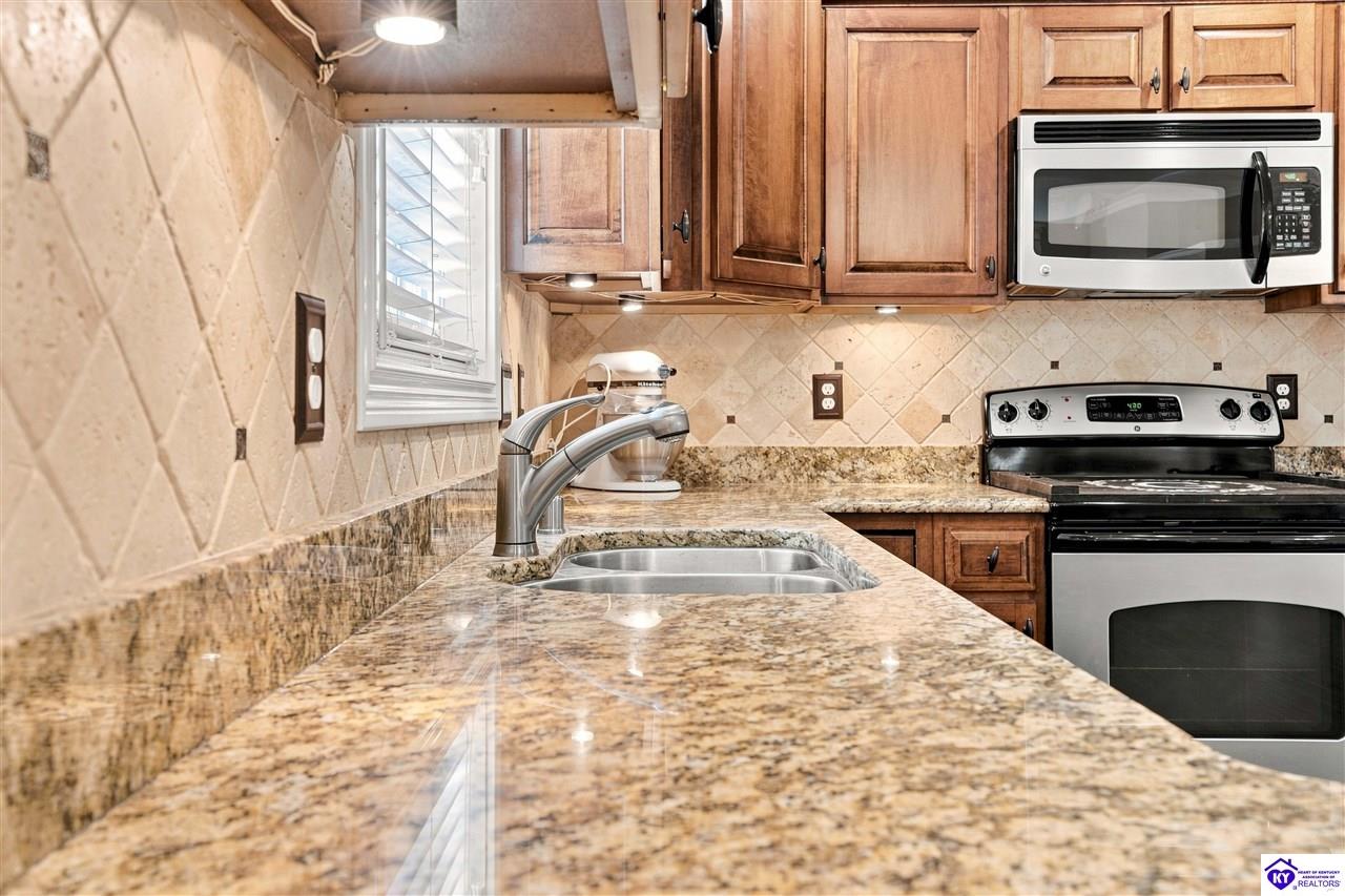 116 Affirmed Court Property Photo 17