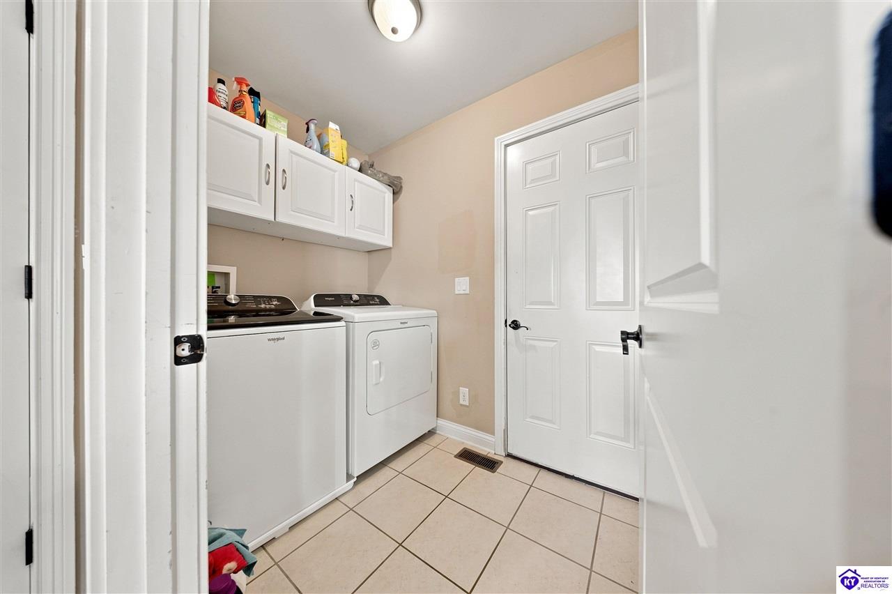 116 Affirmed Court Property Photo 20