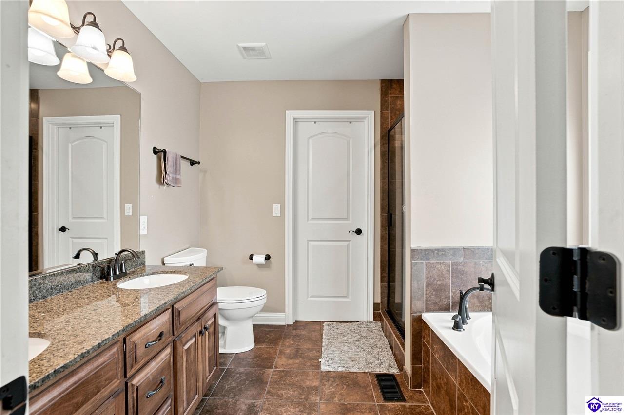 116 Affirmed Court Property Photo 25