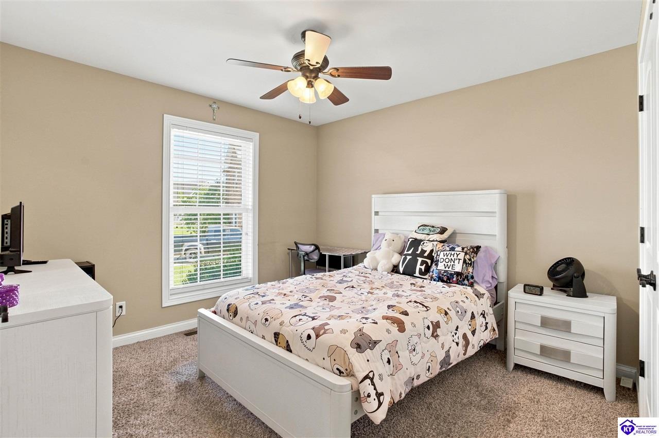 116 Affirmed Court Property Photo 32