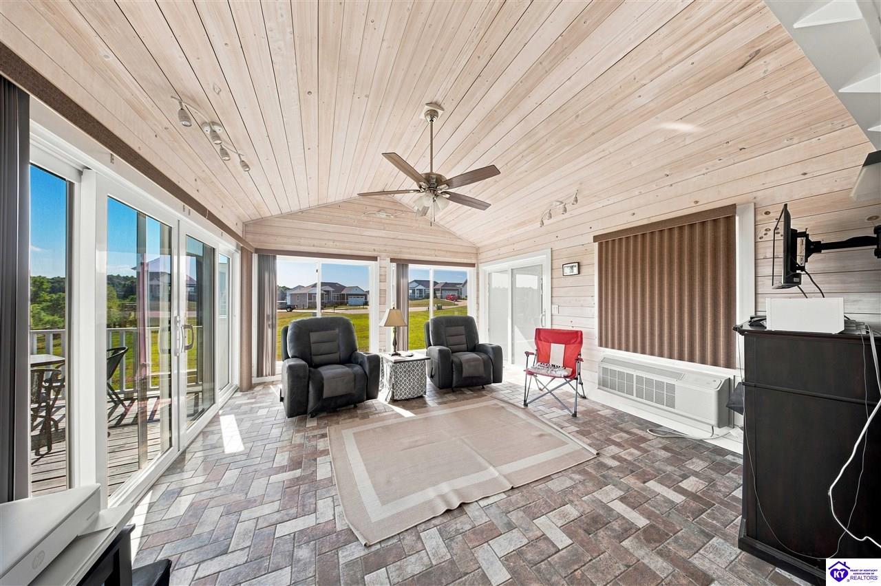 116 Affirmed Court Property Photo 35