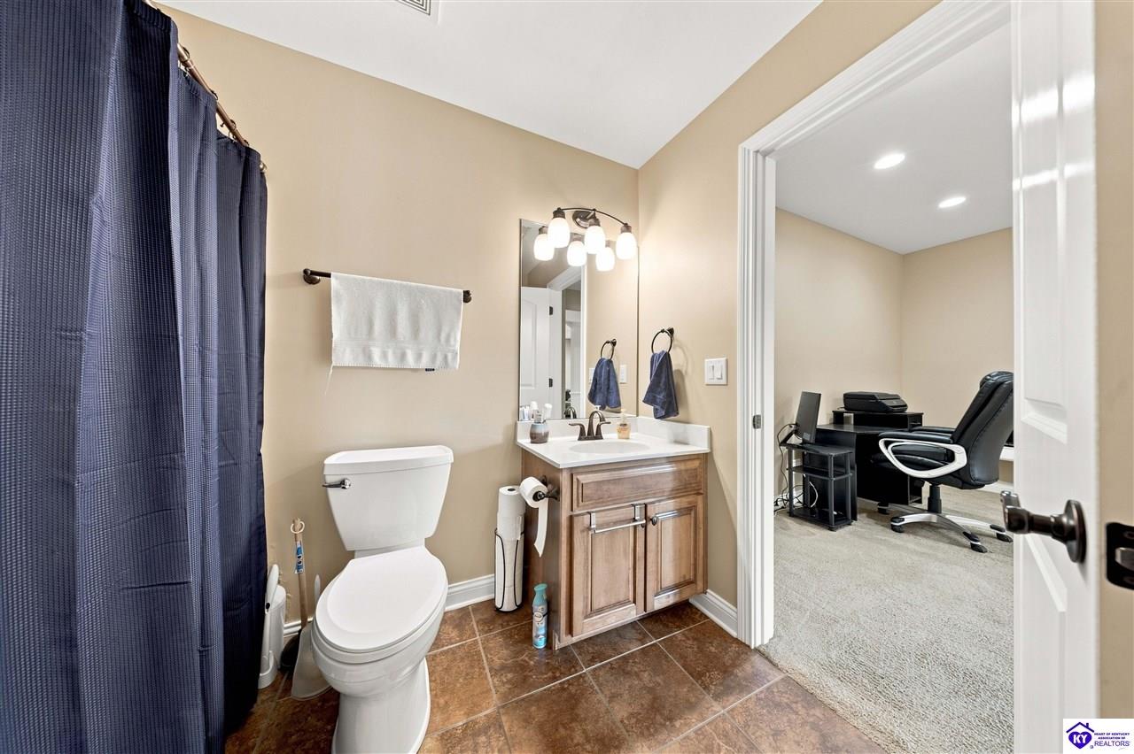116 Affirmed Court Property Photo 41