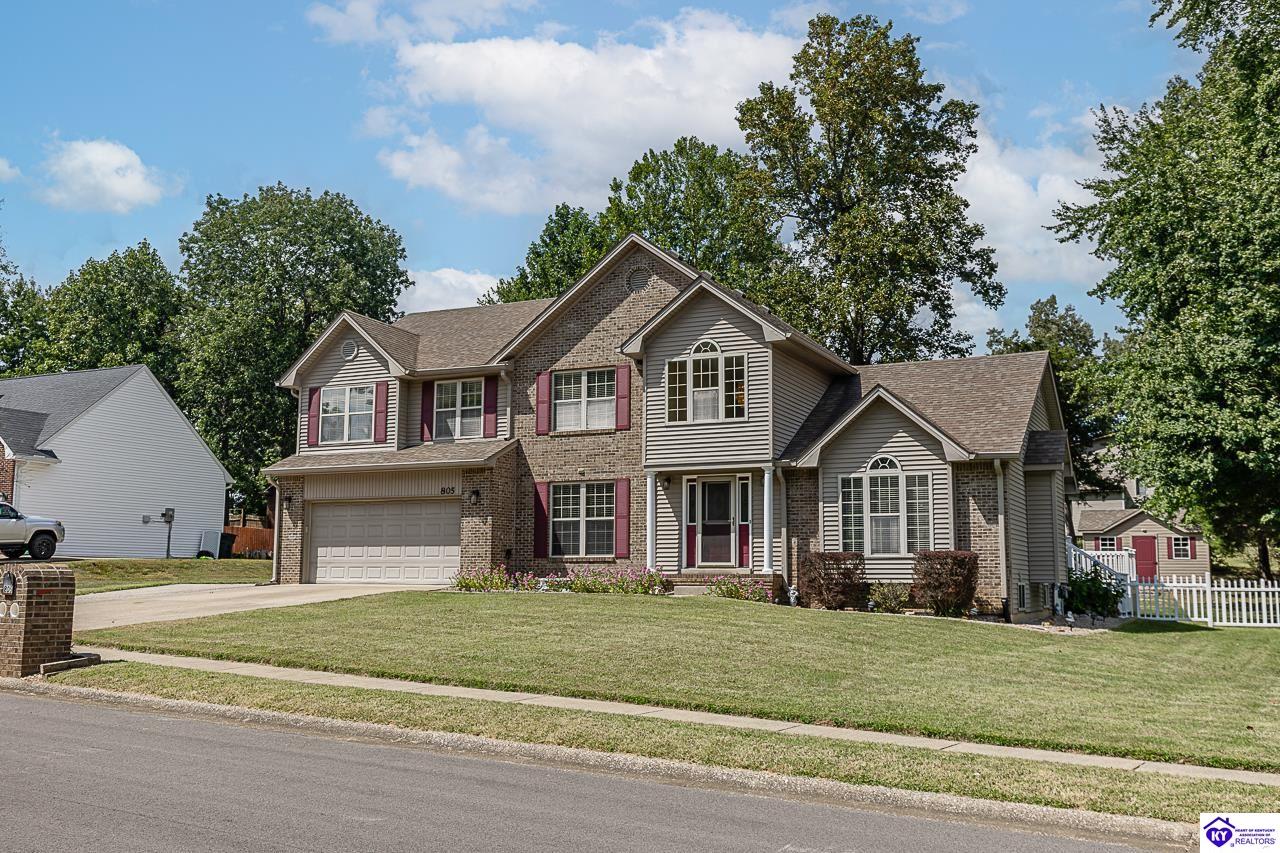 805 Greenview Circle Property Photo 3