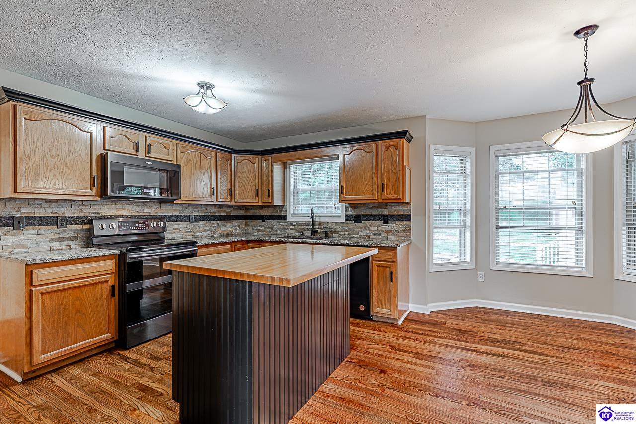 805 Greenview Circle Property Photo 11