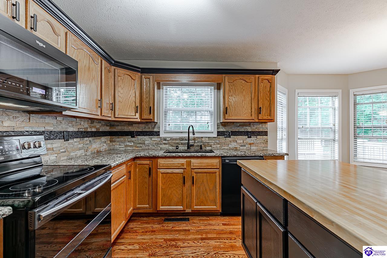 805 Greenview Circle Property Photo 12