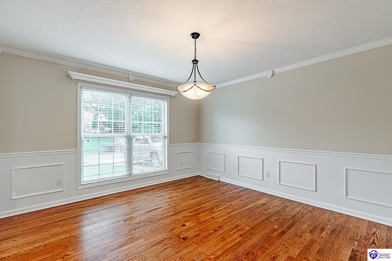 805 Greenview Circle Property Photo 17