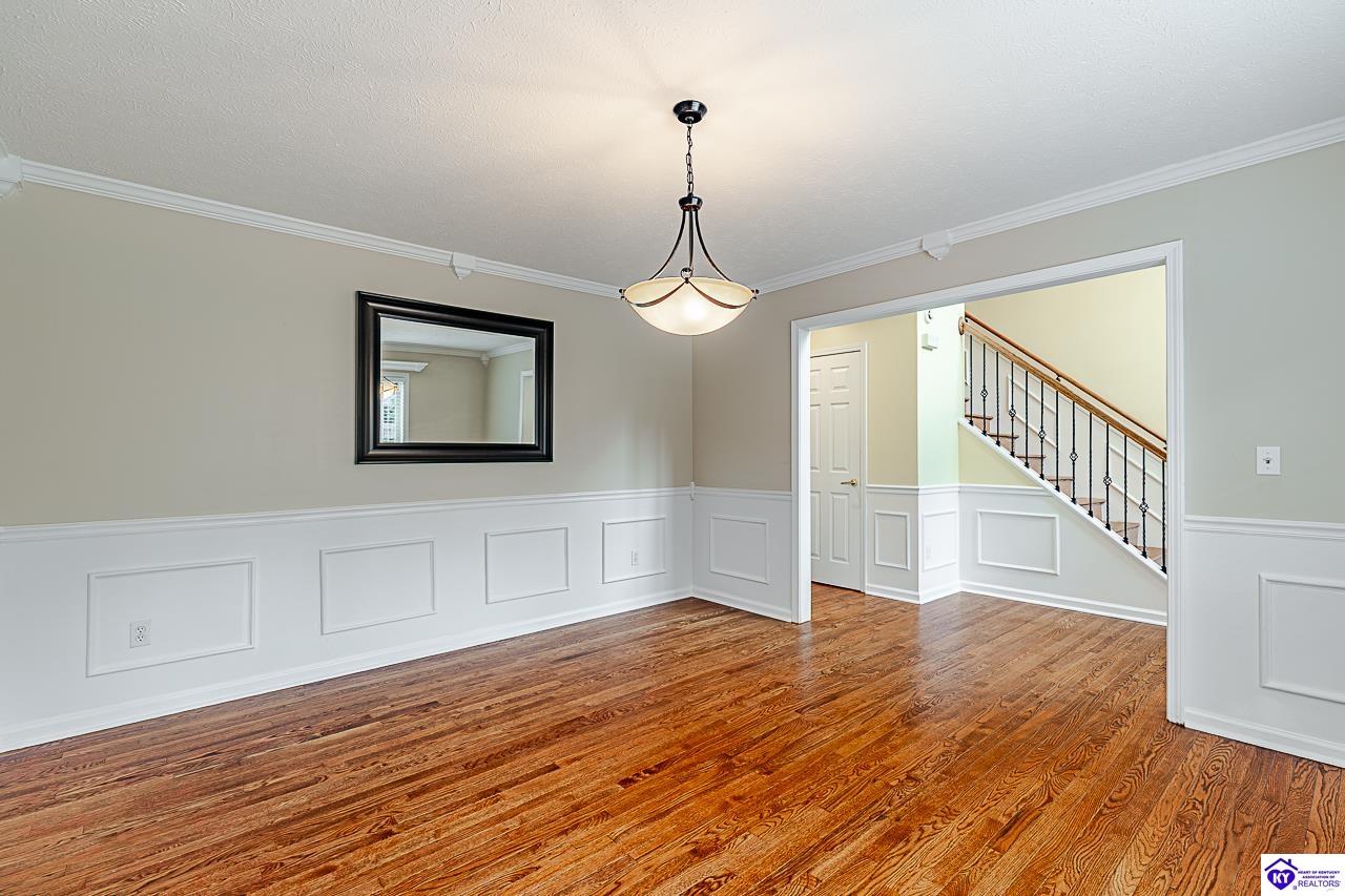 805 Greenview Circle Property Photo 18