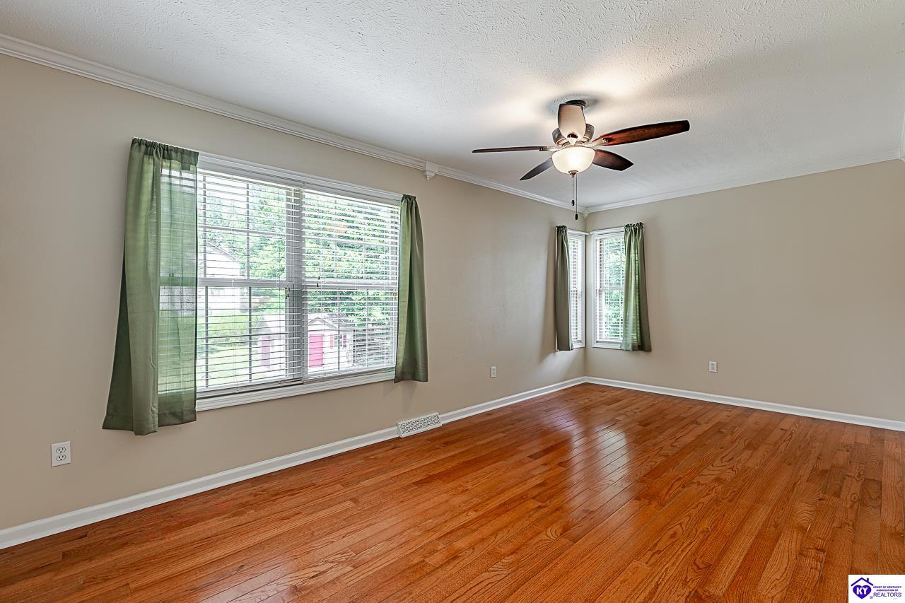805 Greenview Circle Property Photo 31