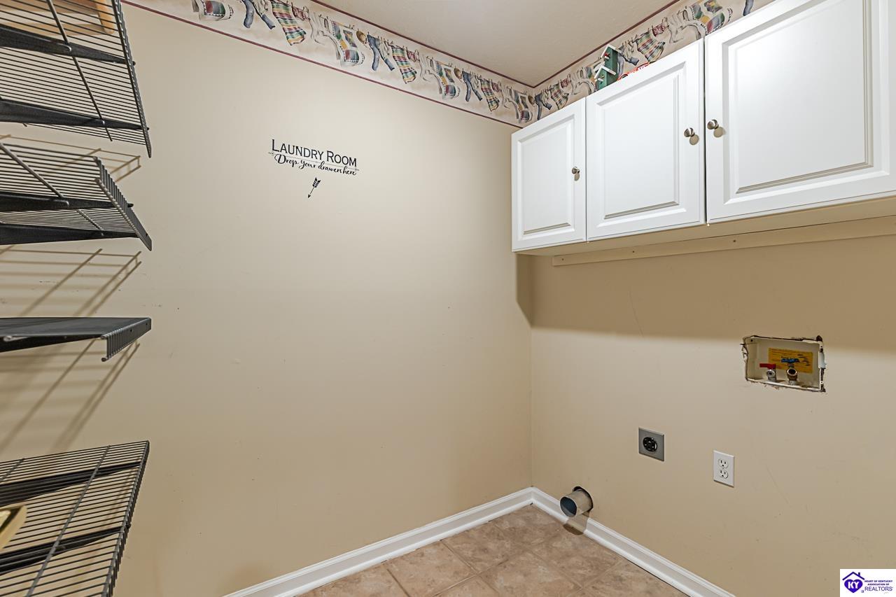805 Greenview Circle Property Photo 44