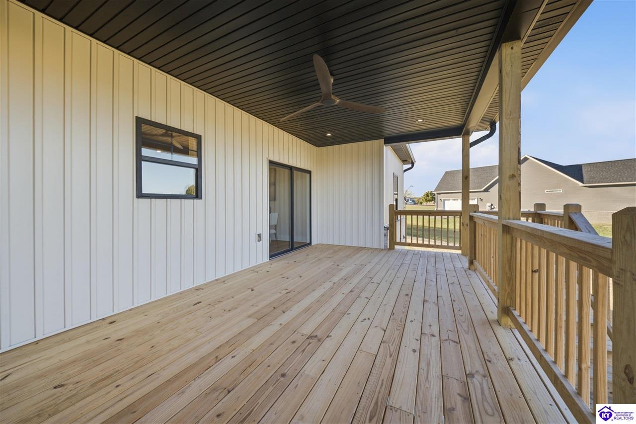 2492 Roundtop Road Property Photo 15