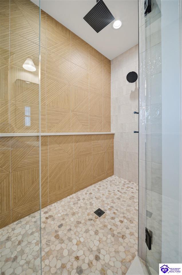 2492 Roundtop Road Property Photo 23