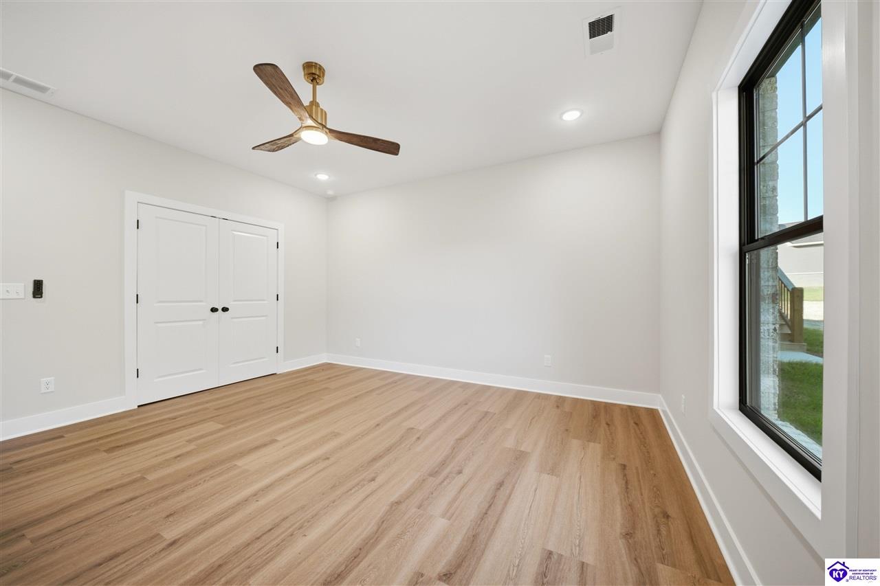 2492 Roundtop Road Property Photo 34