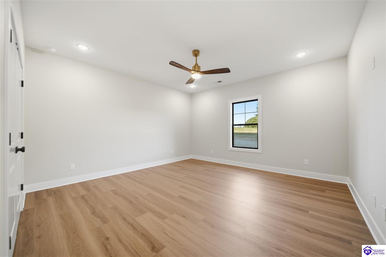 2492 Roundtop Road Property Photo 39
