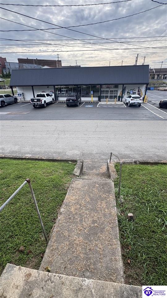 115 S First Street Property Photo 6