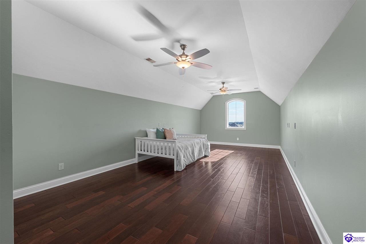 142 Waterside Drive Property Photo 45