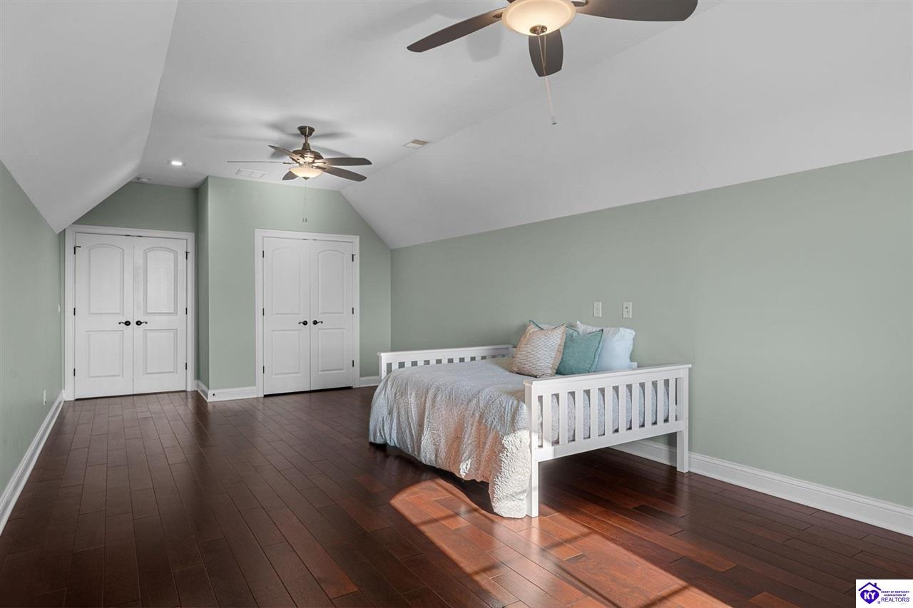 142 Waterside Drive Property Photo 46
