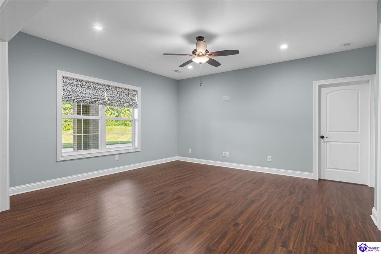 142 Waterside Drive Property Photo 64