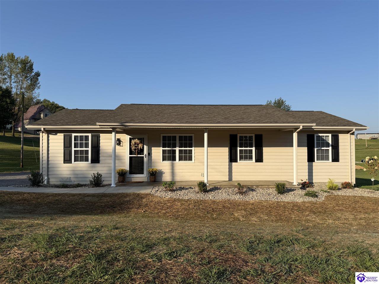 193 Greenleaf Drive Property Photo 1