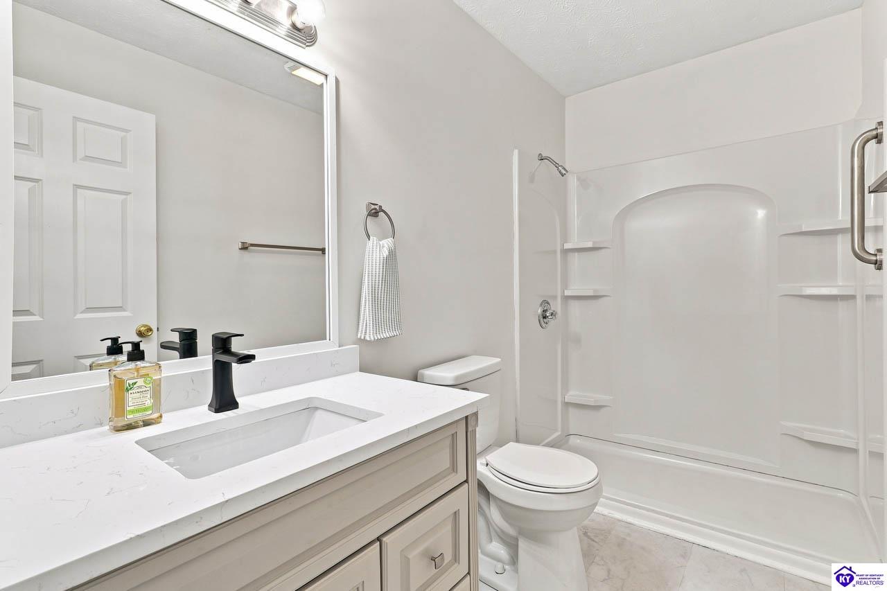 193 Greenleaf Drive Property Photo 19