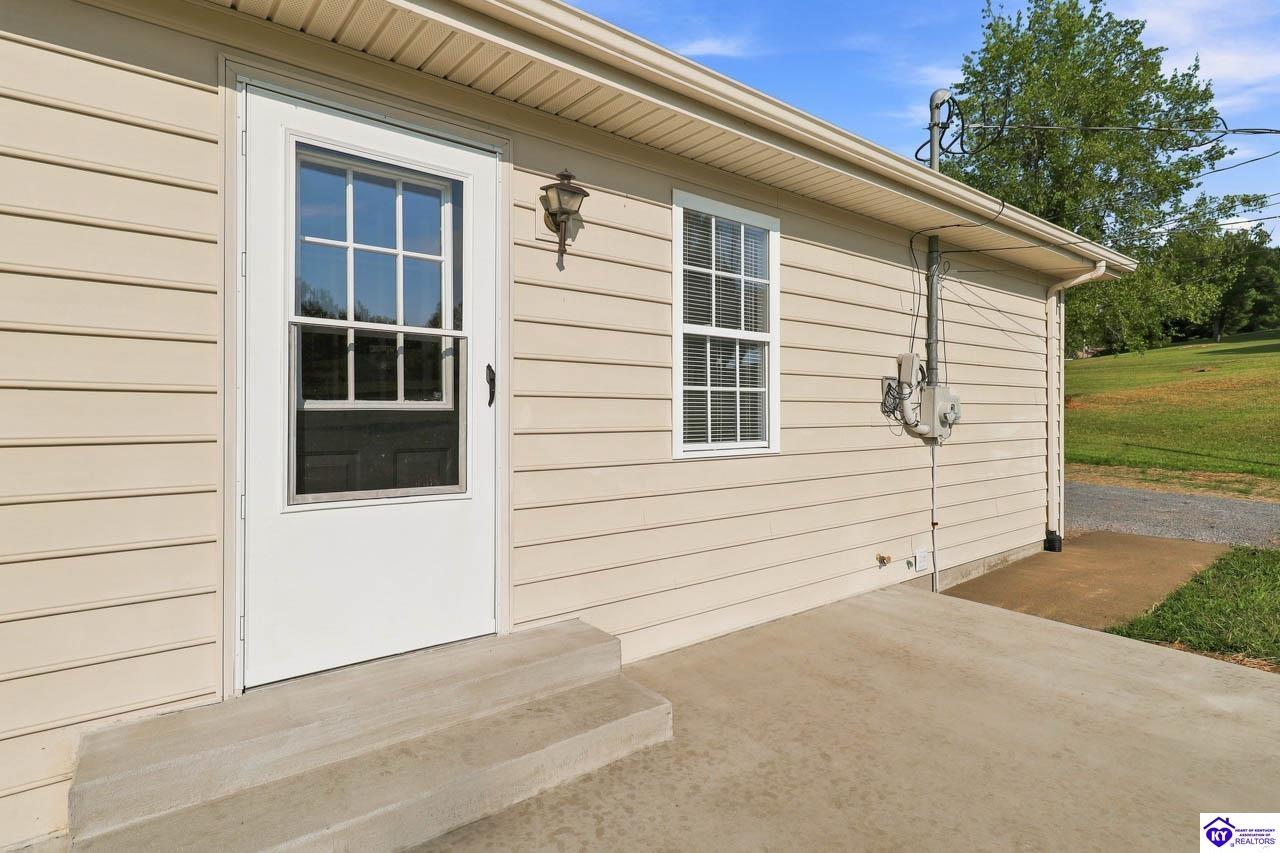 193 Greenleaf Drive Property Photo 31