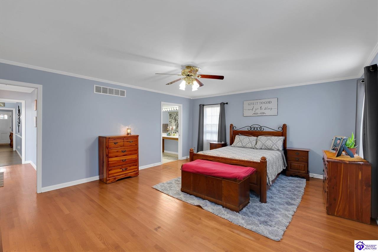 10382 Main Street Property Photo 25