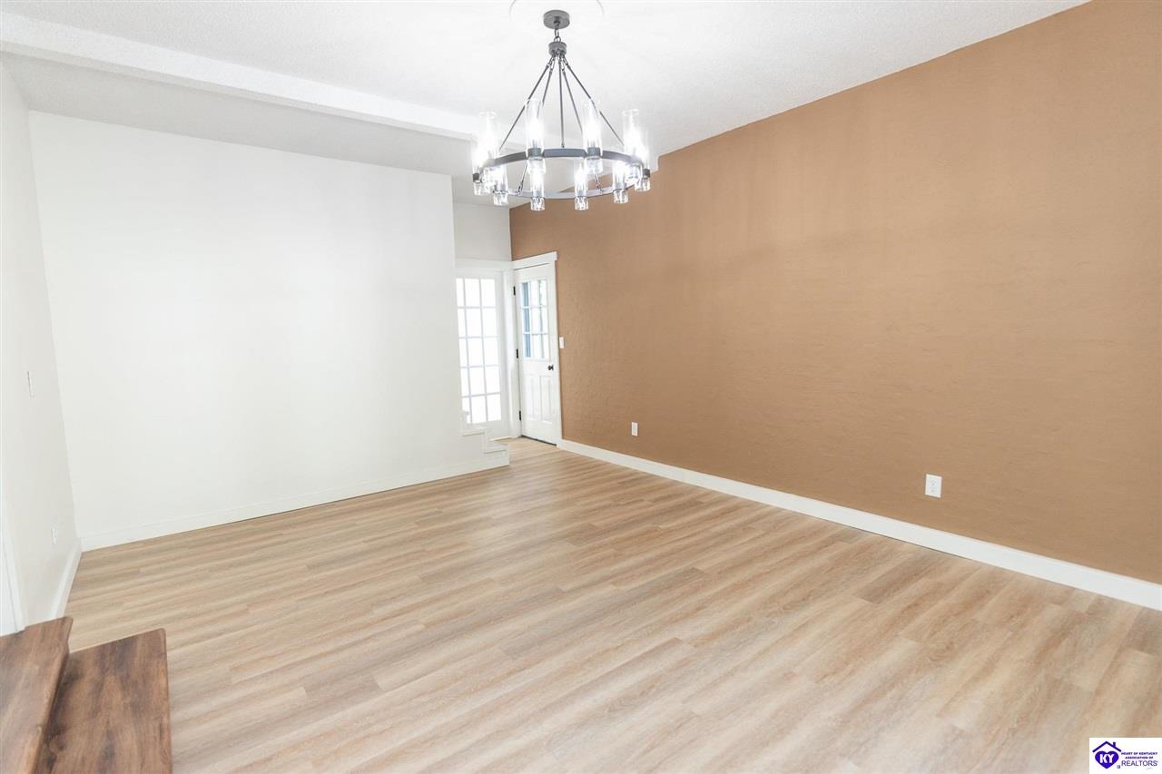 363 S Deepwood Drive Property Photo 21