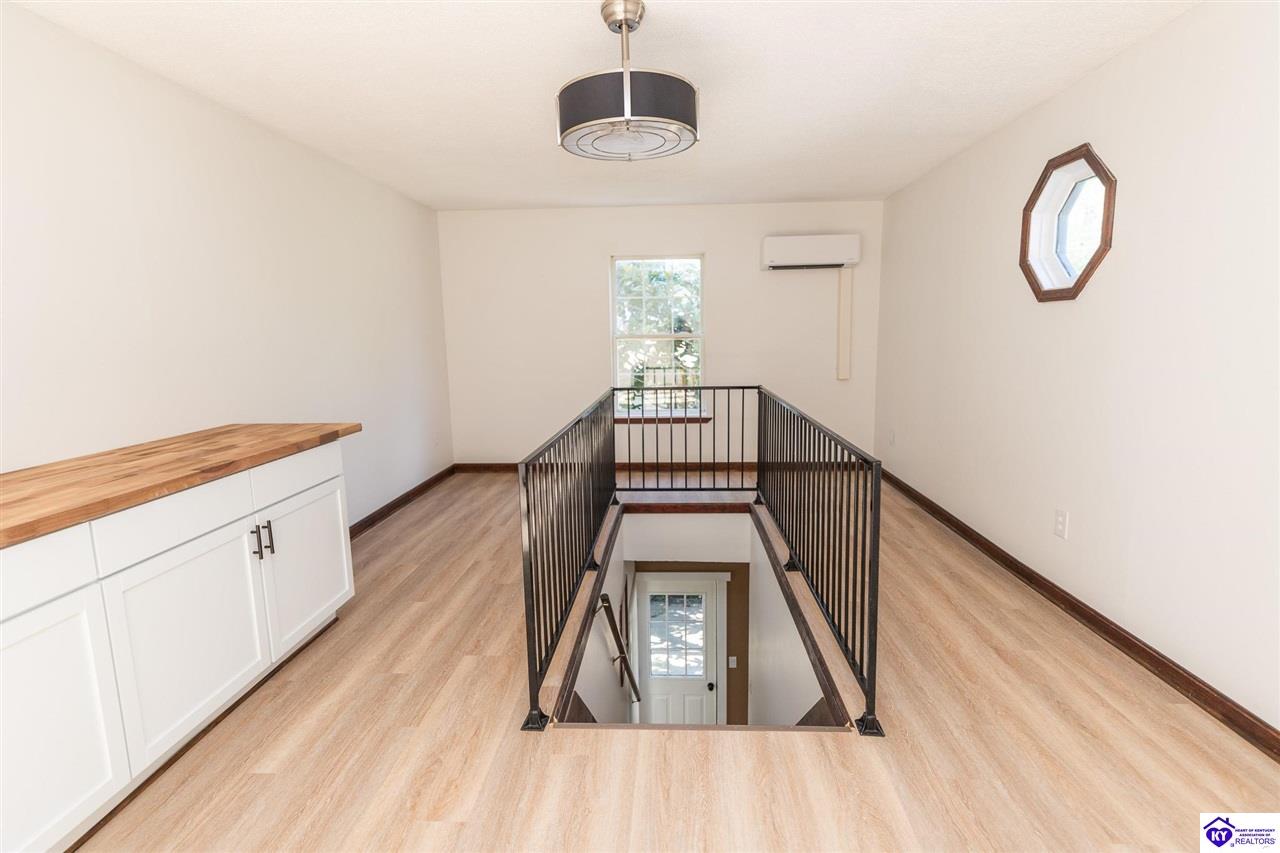 363 S Deepwood Drive Property Photo 43