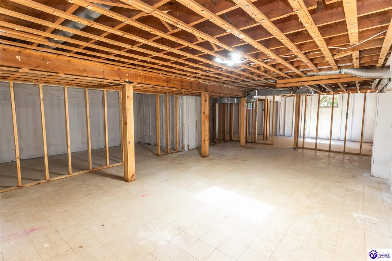 363 S Deepwood Drive Property Photo 63