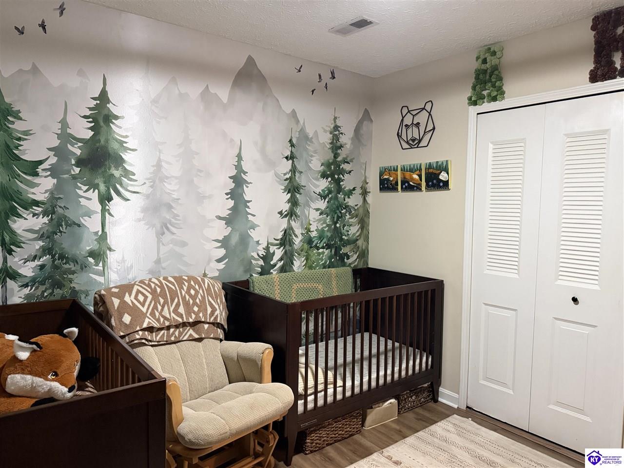 102 Heather Court Property Photo 22