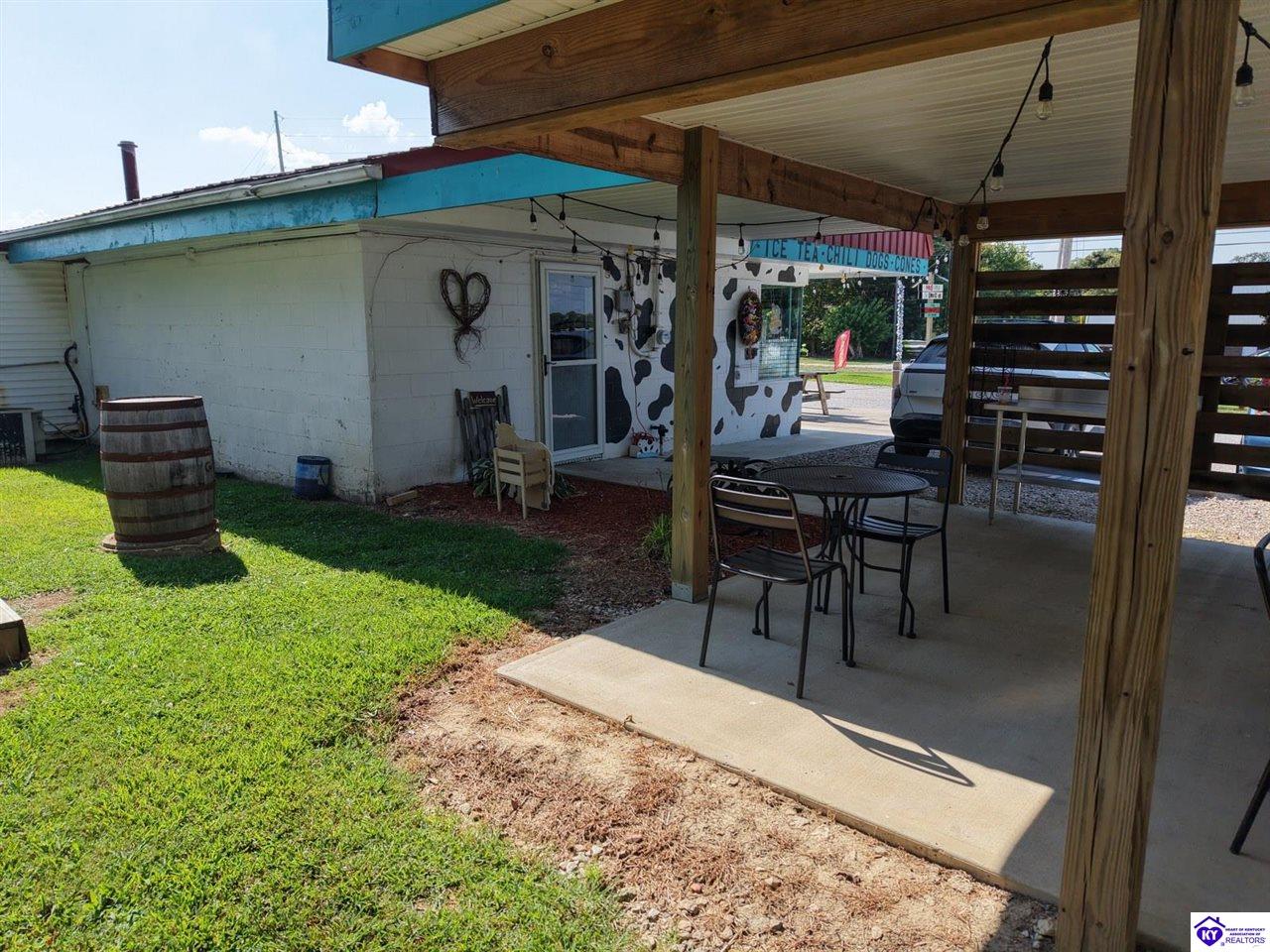 3442 E Us 60 Property Photo 7