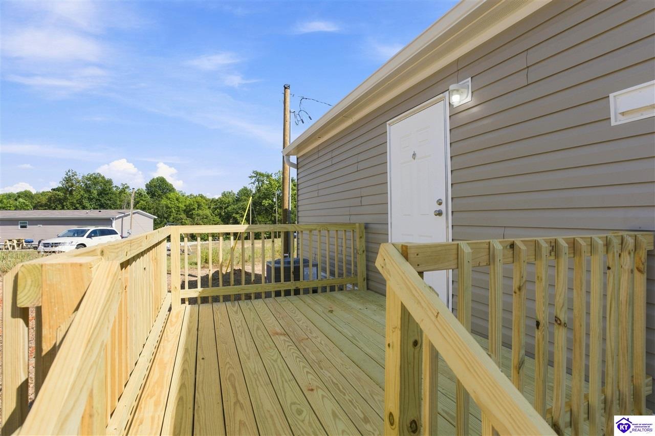 110 Mcdonald Drive Property Photo 6