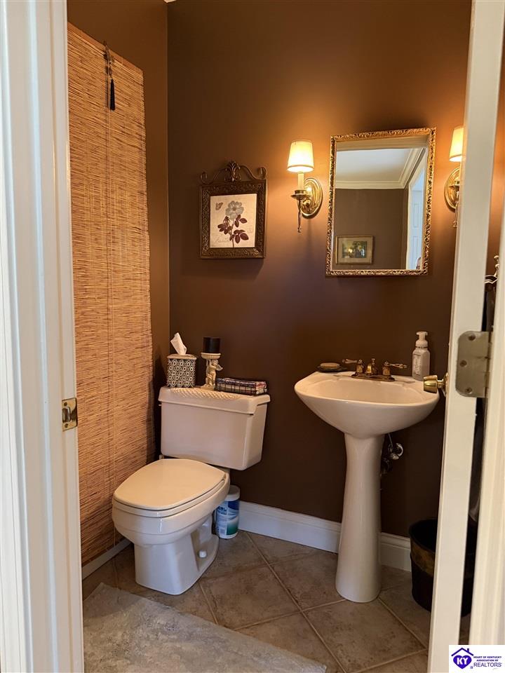 401 The Byeway Property Photo 24