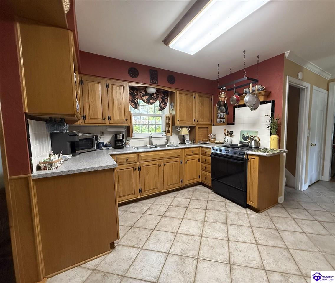 401 The Byeway Property Photo 25