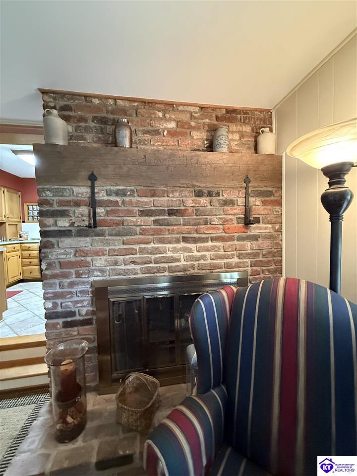 401 The Byeway Property Photo 36