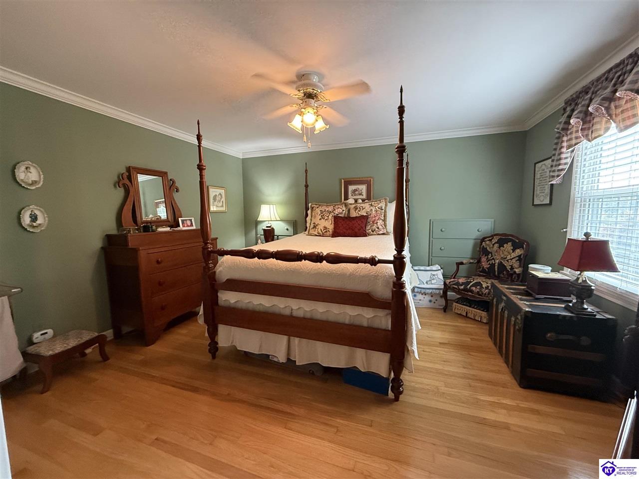 401 The Byeway Property Photo 41