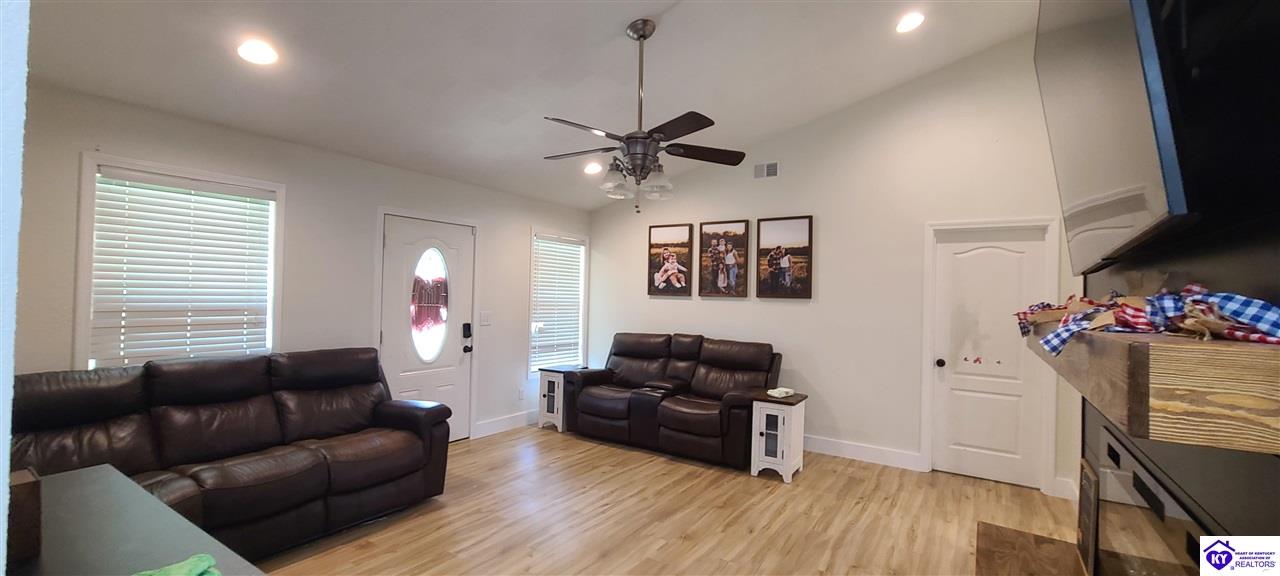 1416 Ed Brent Road Property Photo 5