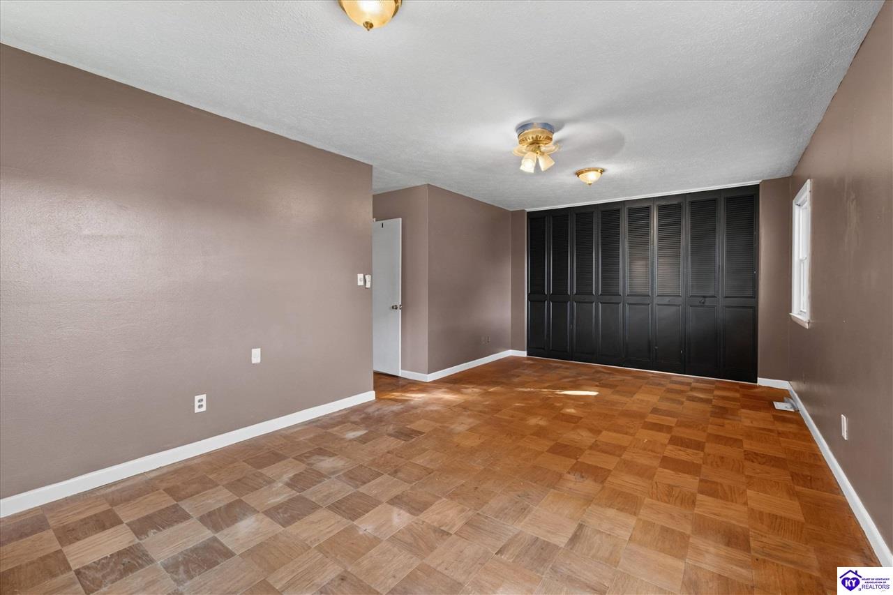 2911 Chippewa Drive Property Photo 24