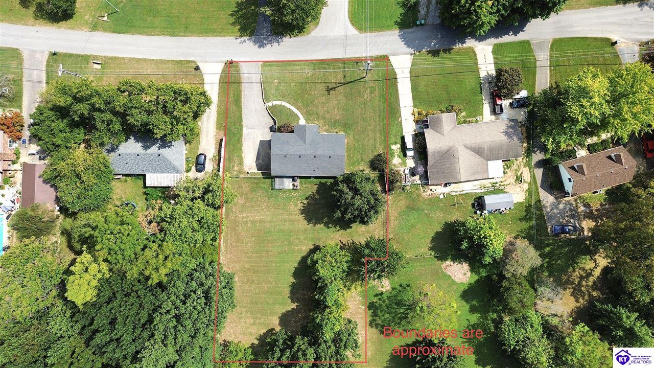 304 Linda Lane Property Photo 9