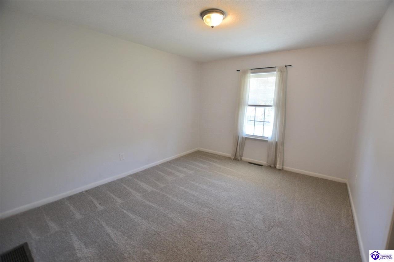 304 Linda Lane Property Photo 31