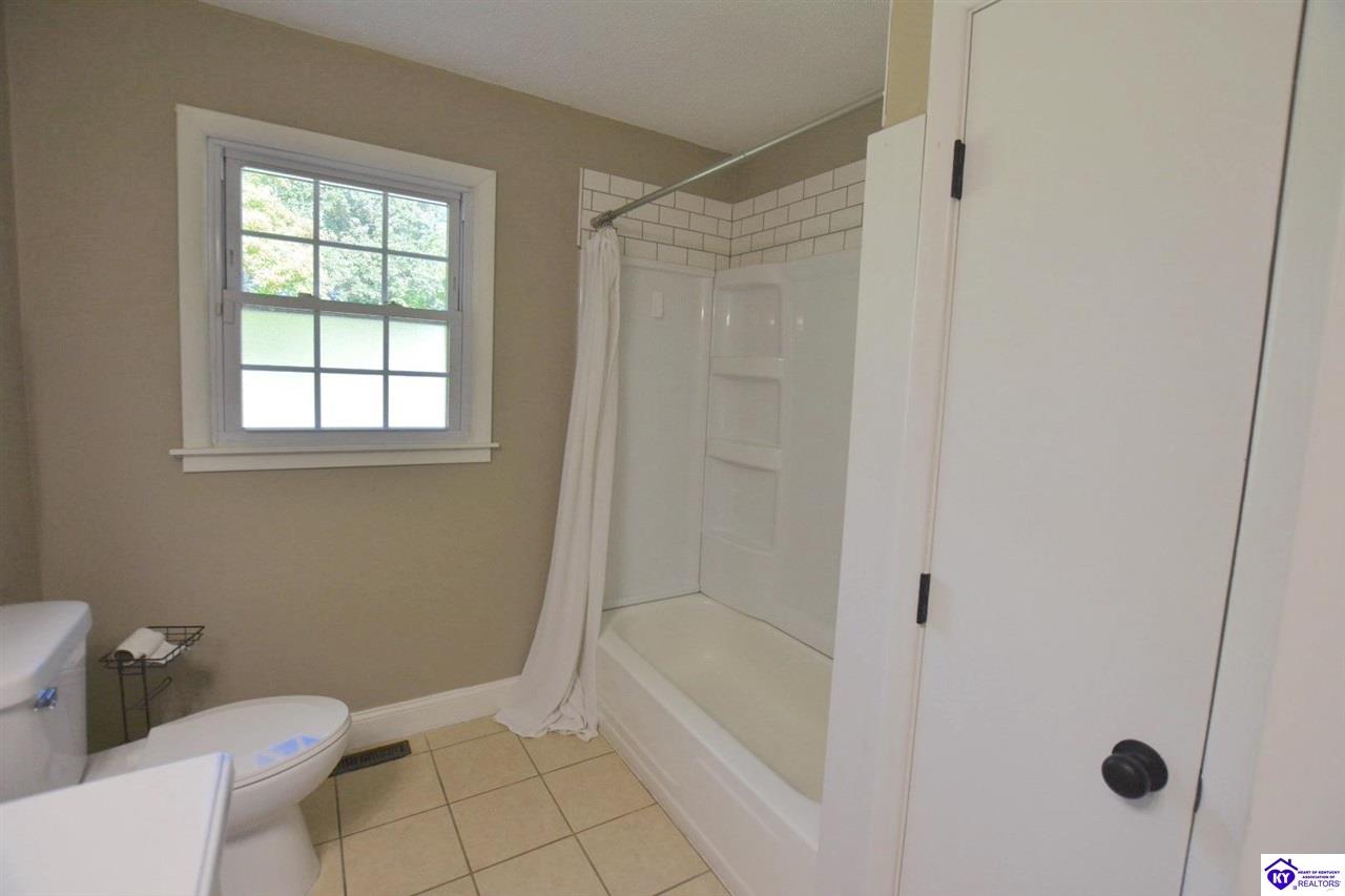 304 Linda Lane Property Photo 32