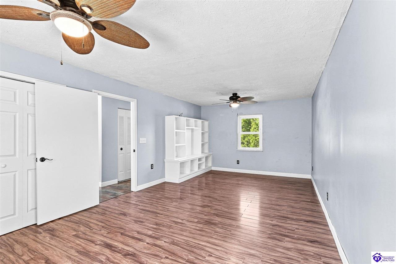 328 Valley View Drive Property Photo 22