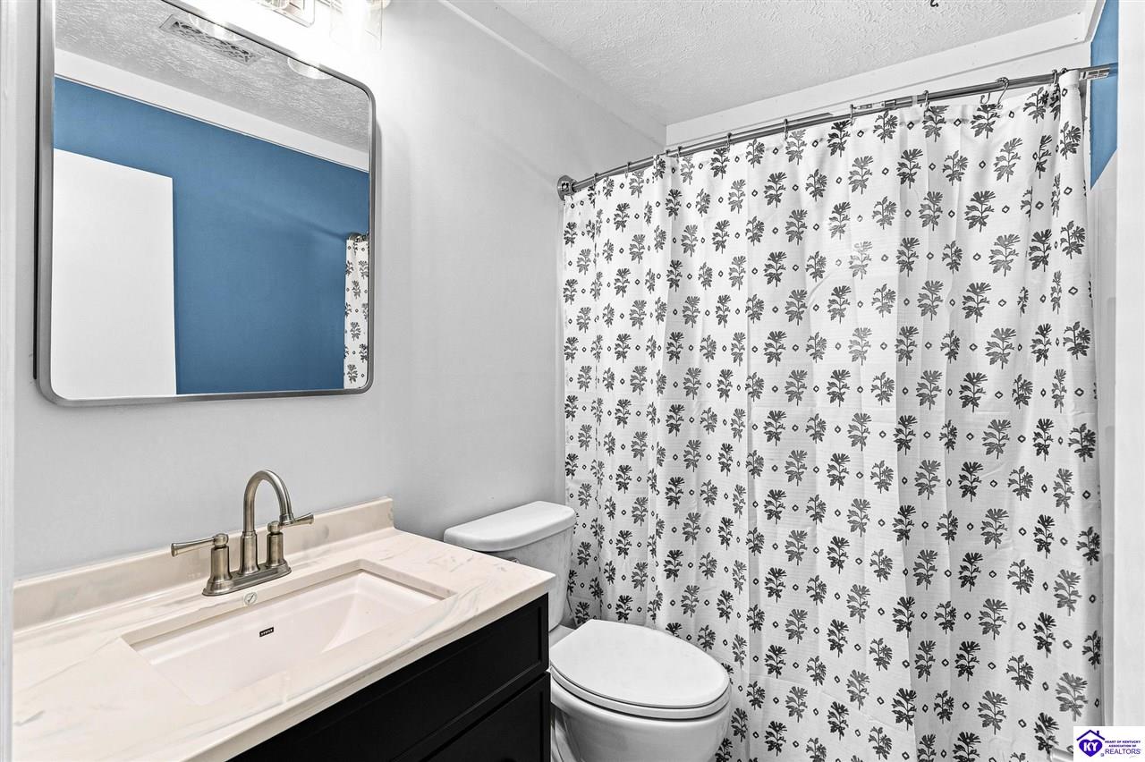 328 Valley View Drive Property Photo 26