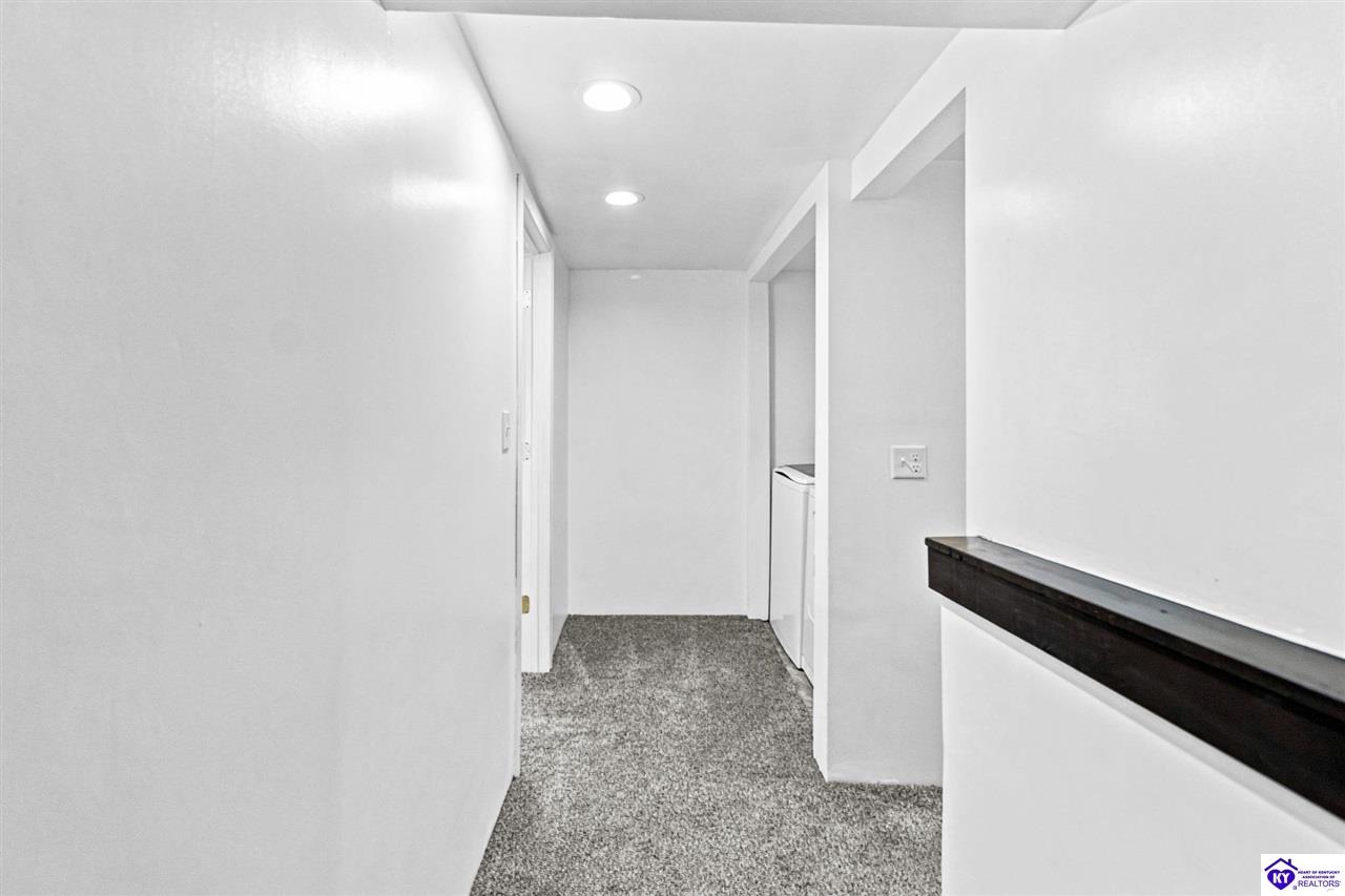 328 Valley View Drive Property Photo 34