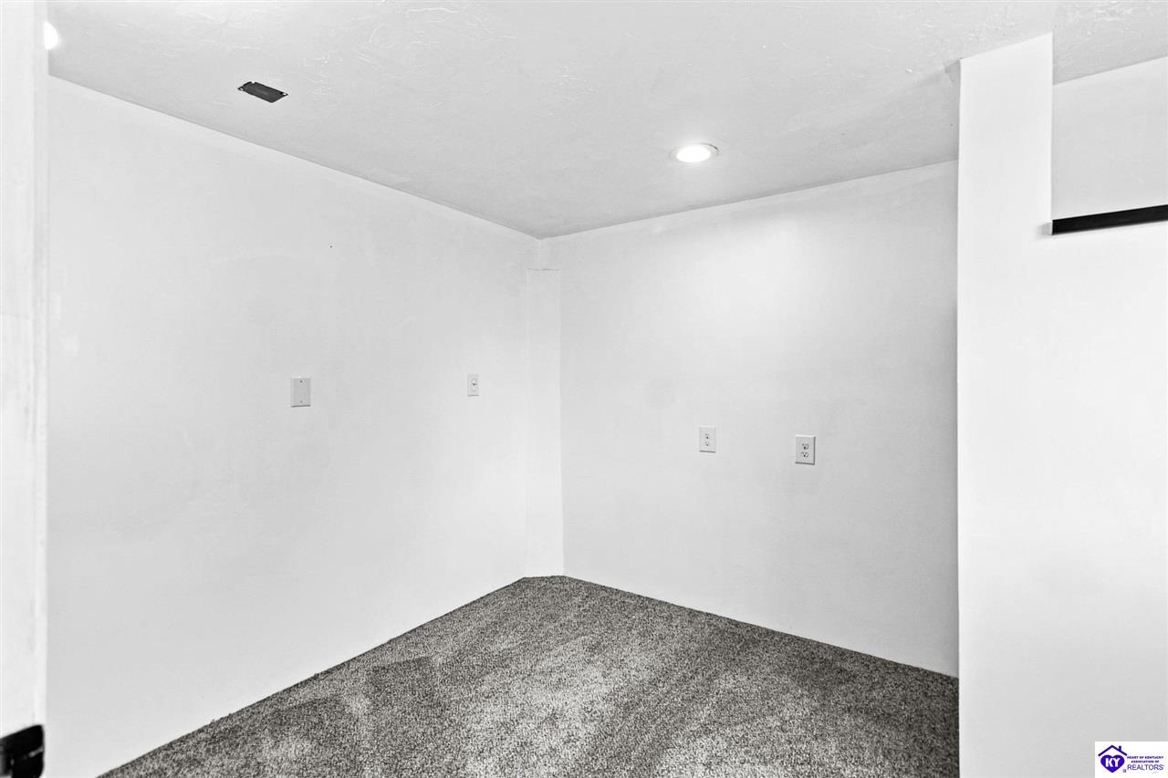 328 Valley View Drive Property Photo 40